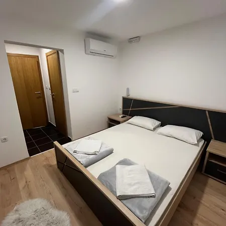 Apartment Karanovac *